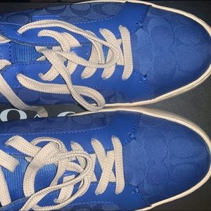 Coach Lowline Signature Lace-Up Low-Top Sneakers